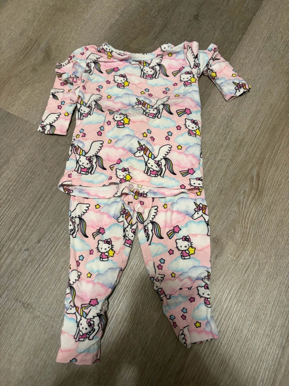Posh peanut hello kitty 2pc pajama set 6-12months